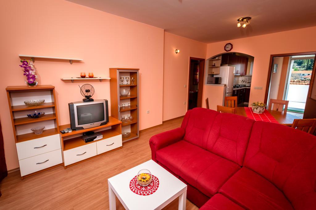 Apartments Galeb Blace Εξωτερικό φωτογραφία